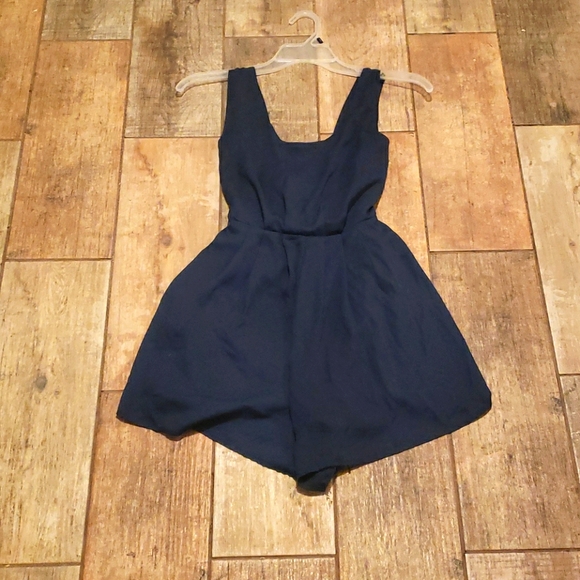 Romper - Picture 2 of 2